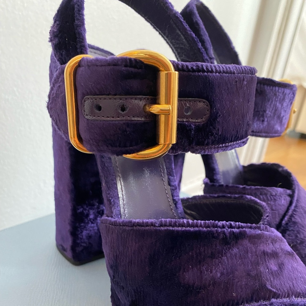 PRADA - Purple Velvet platforms with brass buckle - Picture 5 of 9